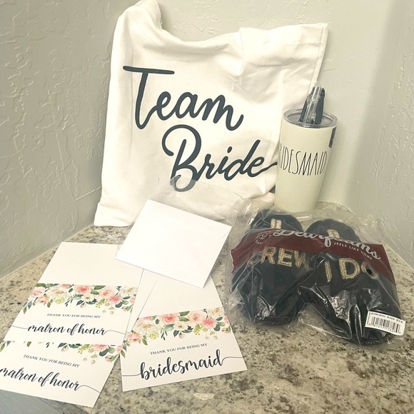 Rae Dunn Accessories - Bridesmaid Gift Kit - I do crew slippers, tote bag, Rae Dunn Tumbler and cards